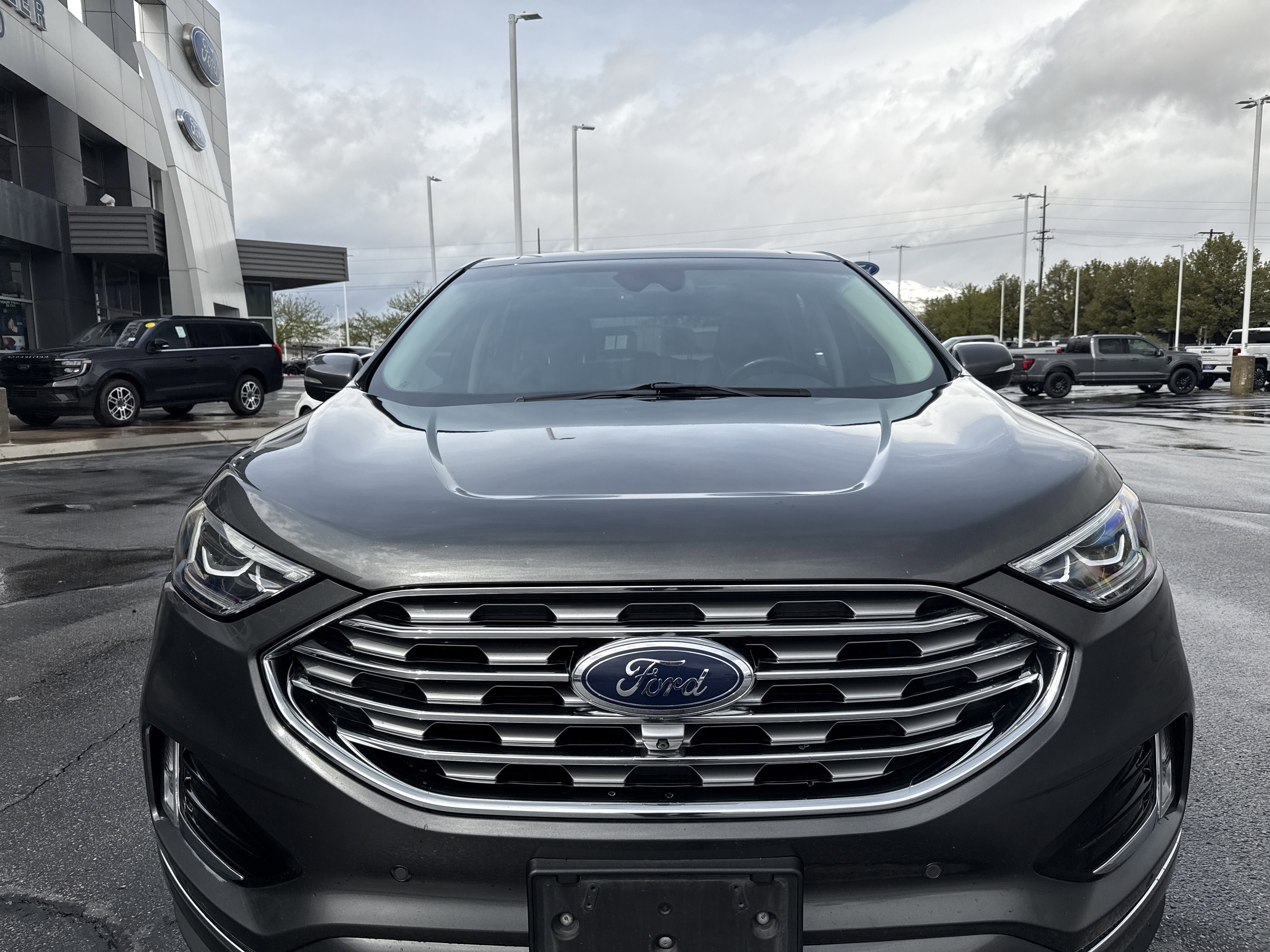 Certified 2019 Ford Edge Titanium w/ Equipment Group 301A image 8