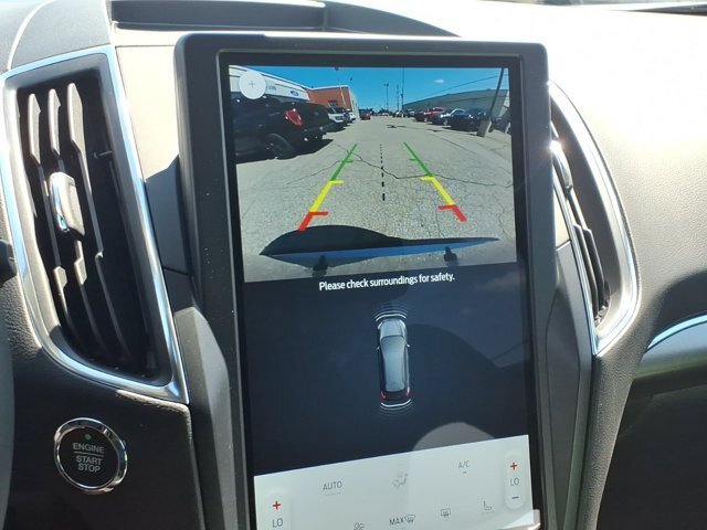 Certified 2023 Ford Edge Titanium AWD/4WD image 8