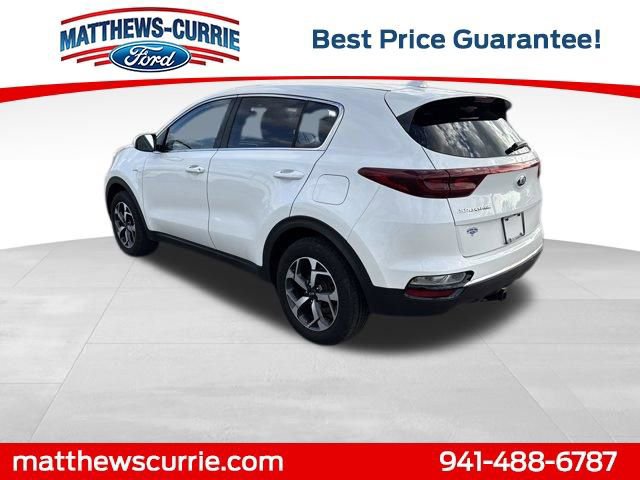 Used 2021 Kia Sportage LX image 2