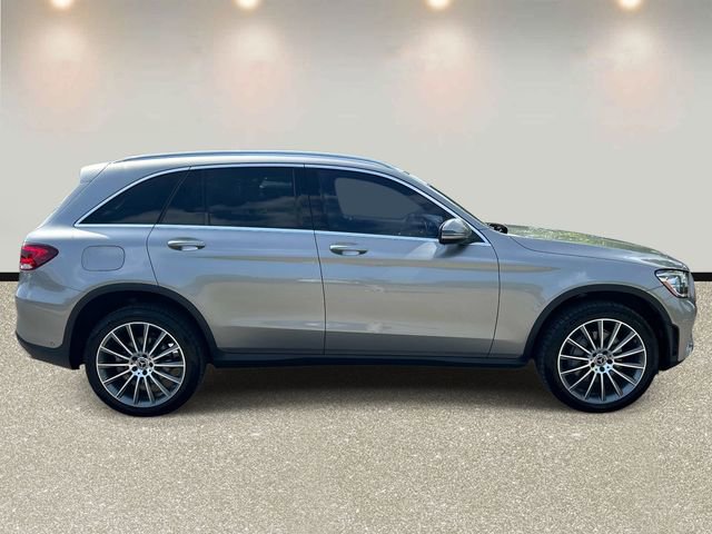 Used 2021 Mercedes-Benz GLC 300 image 4
