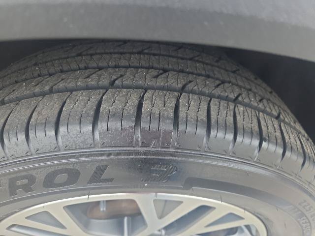 Certified 2021 Ford Escape SEL AWD/4WD image 10