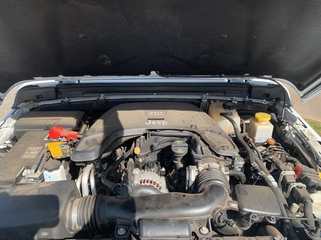 Used 2021 Jeep Gladiator Overland image 9