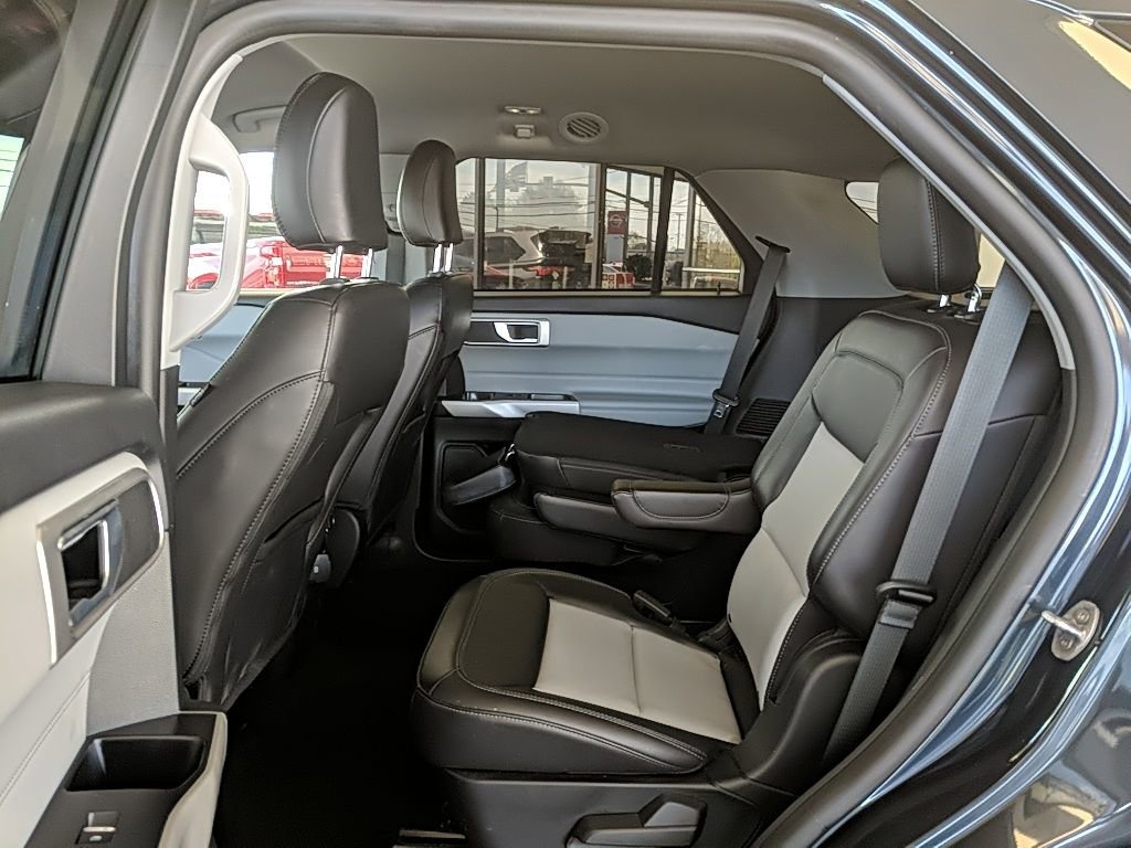 Certified 2023 Ford Explorer XLT w/ Equipment Group 202A AWD/4WD image 14