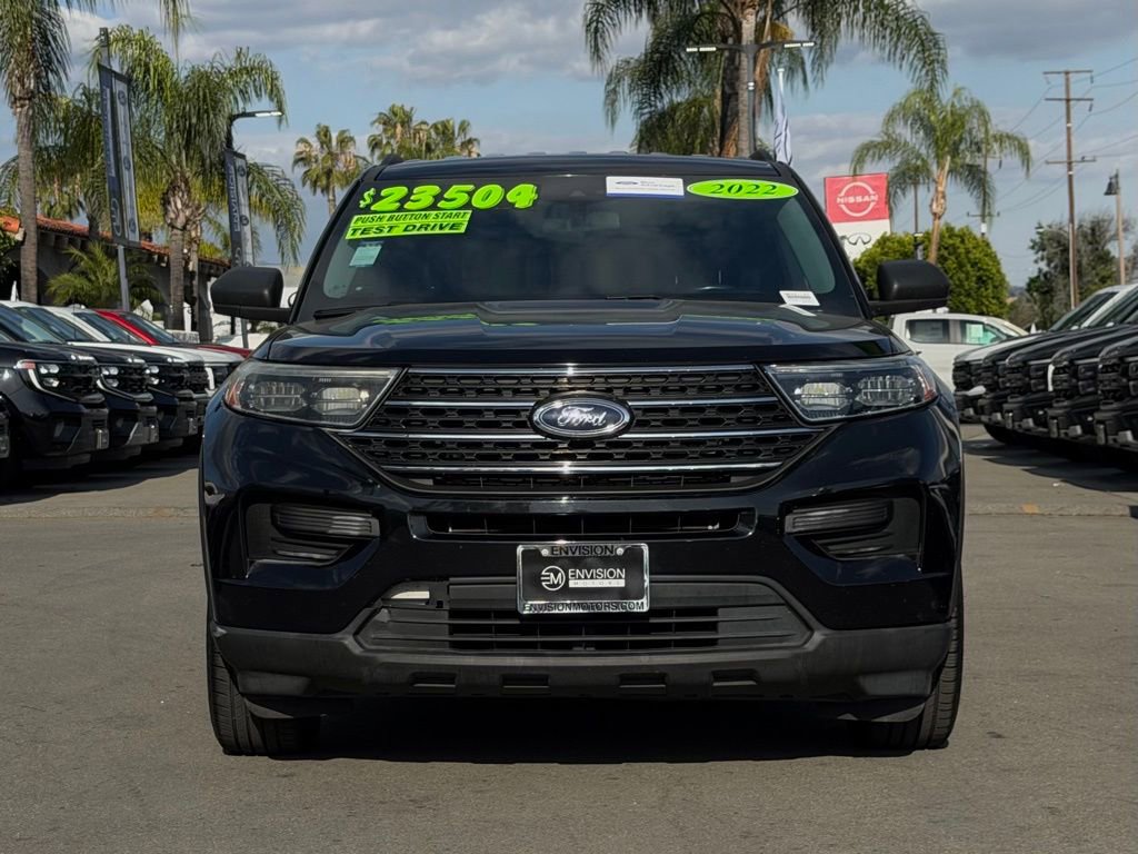 Certified 2022 Ford Explorer XLT RWD image 3