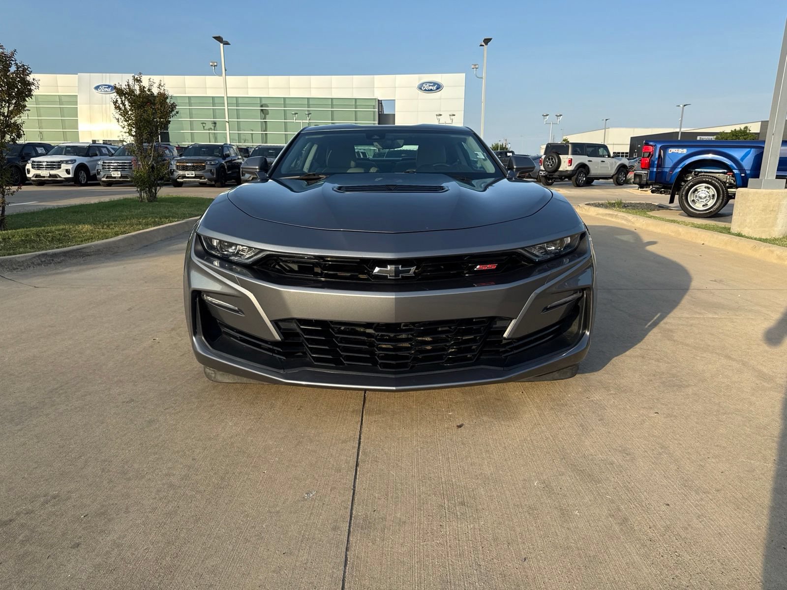 Used 2020 Chevrolet Camaro SS RWD image 9