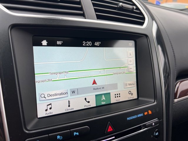 Certified 2018 Ford Explorer Platinum image 16