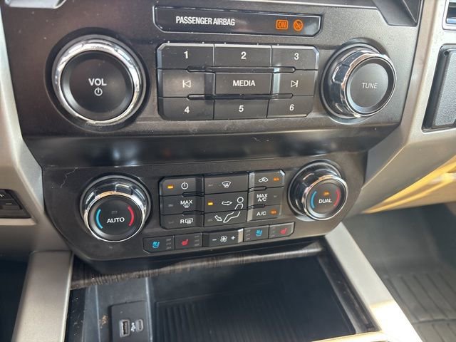 Certified 2021 Ford F250 Lariat w/ Lariat Value Package AWD/4WD image 24