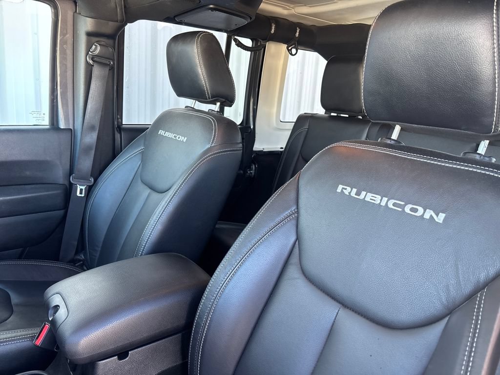 Used 2017 Jeep Wrangler Unlimited Rubicon w/ Max Tow Package AWD/4WD image 23