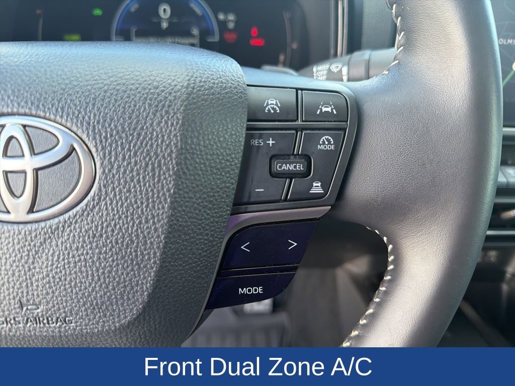 Used 2025 Toyota Camry SE w/ Multimedia Upgrade Package image 21