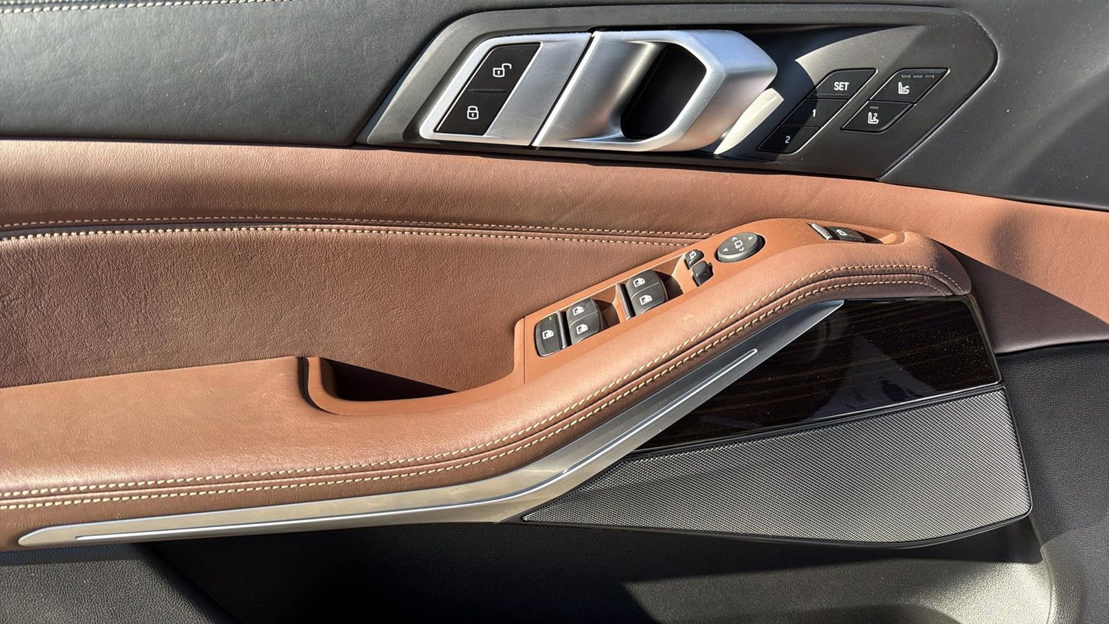 Used 2019 BMW X5 xDrive40i w/ Executive Package image 12