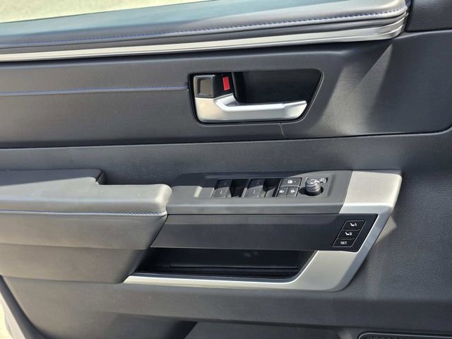 Used 2024 Toyota Sequoia Platinum AWD/4WD image 23