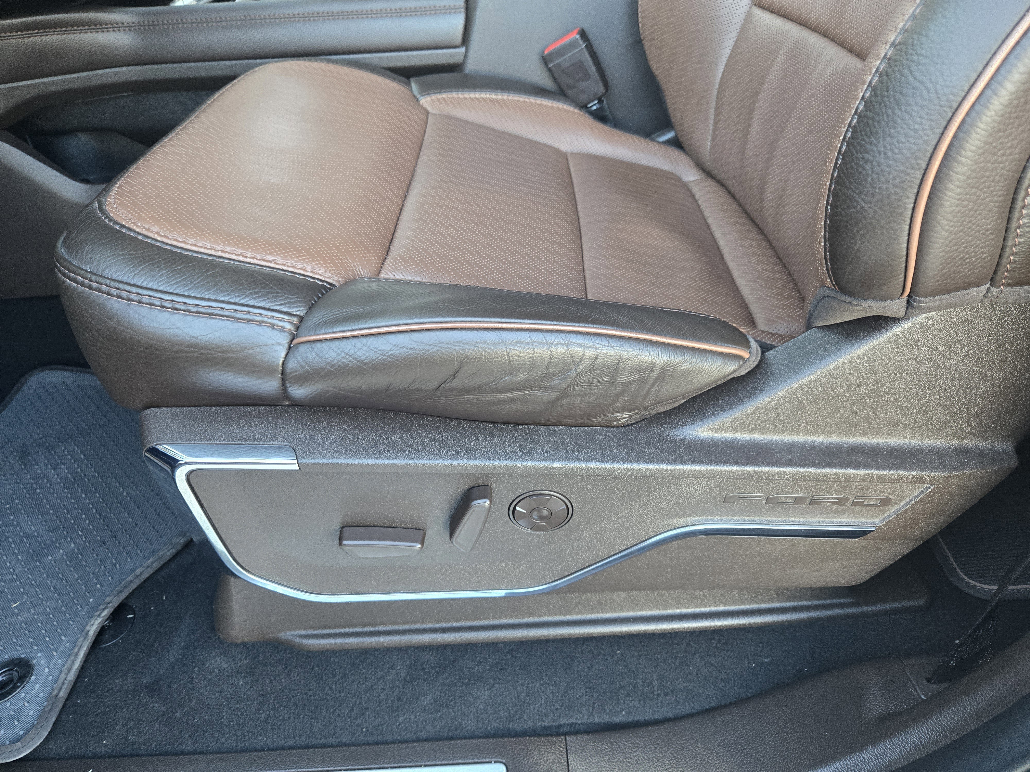 Certified 2024 Ford F250 King Ranch image 18