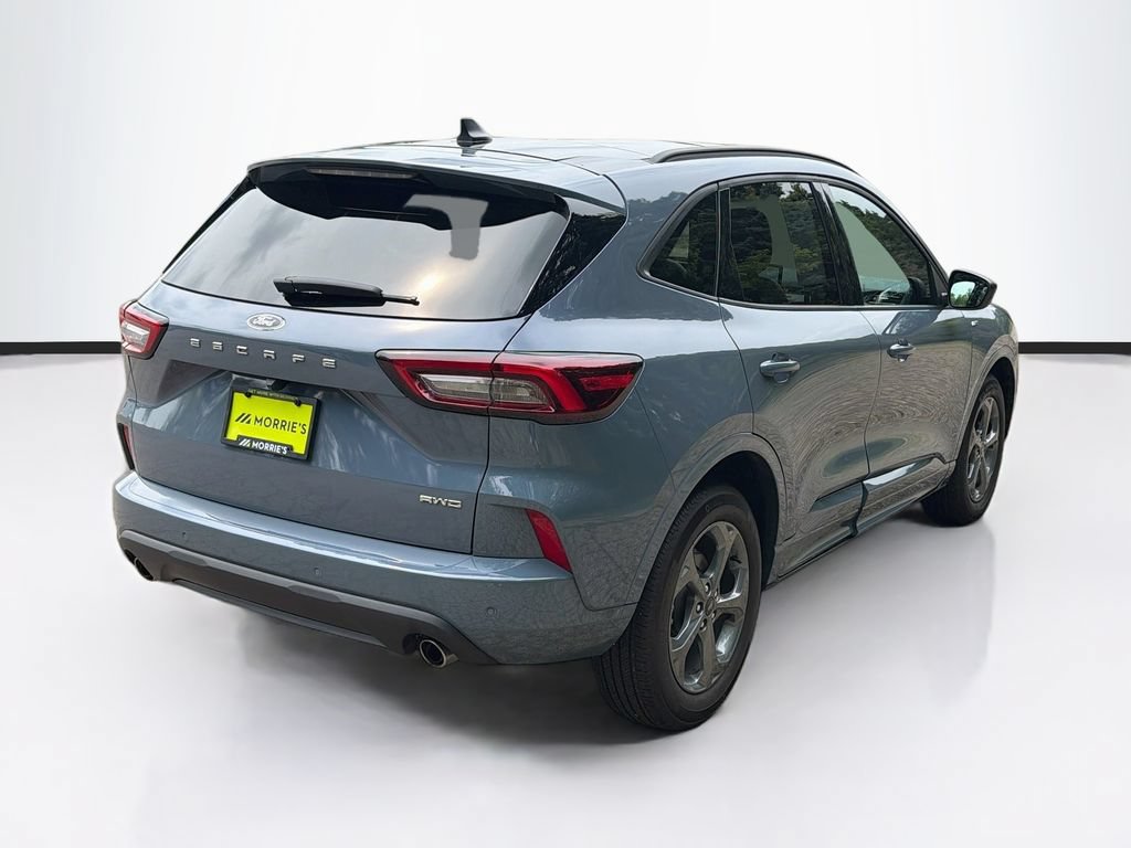Certified 2023 Ford Escape ST-Line w/ Tech Pack #1 AWD/4WD image 5