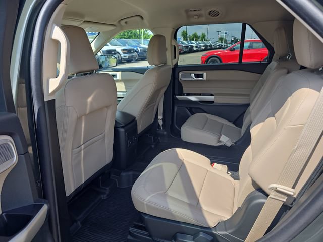 Certified 2023 Ford Explorer XLT w/ Equipment Group 202A AWD/4WD image 39