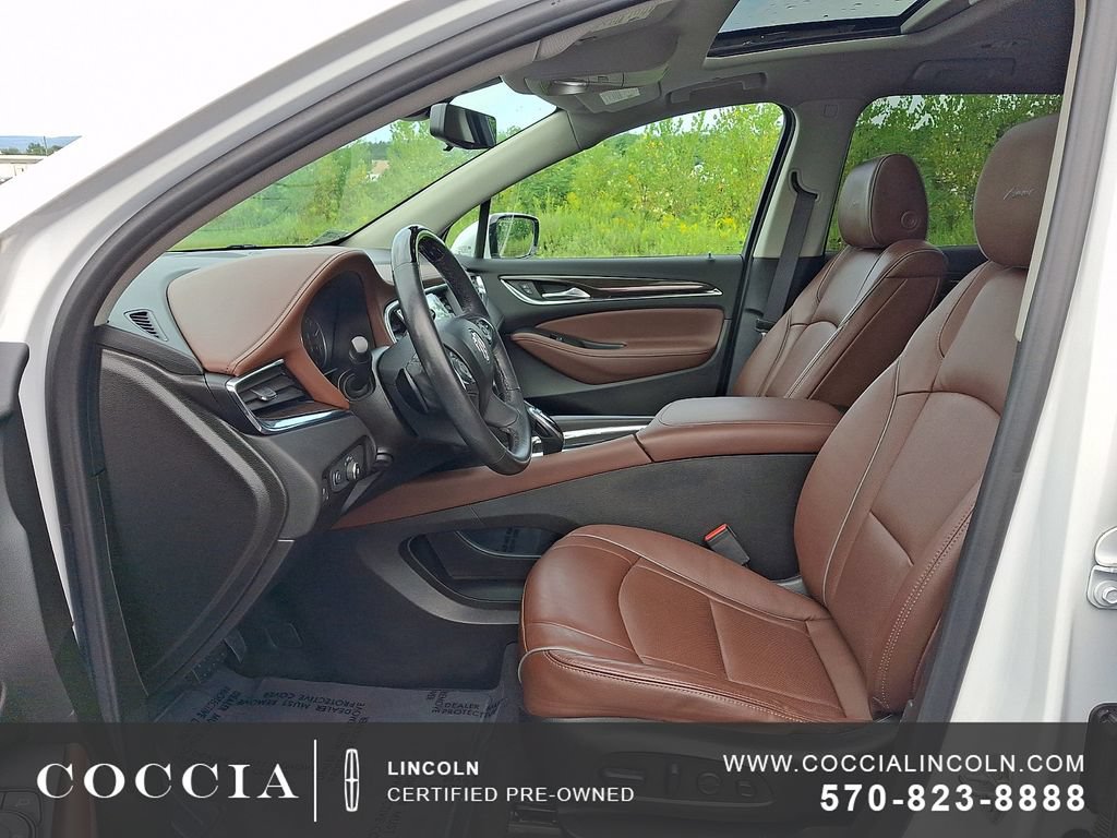 Used 2021 Buick Enclave Avenir w/ Avenir Technology Package AWD/4WD image 13