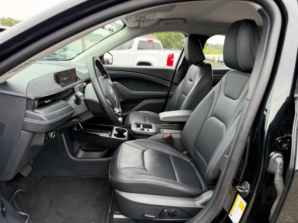 Certified 2025 Ford Mustang Mach-E Premium AWD/4WD image 13