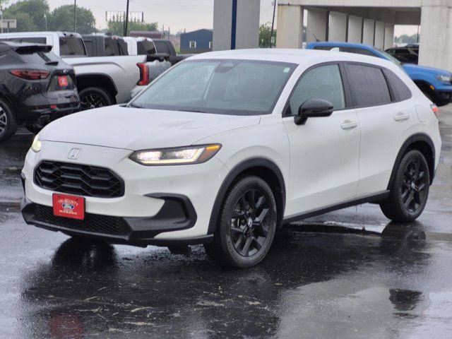 Used 2024 Honda HR-V Sport image 3