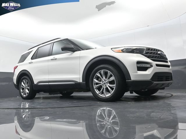Certified 2020 Ford Explorer XLT w/ Equipment Group 202A RWD image 9