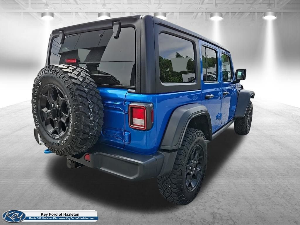 Used 2023 Jeep Wrangler Unlimited w/ Cold Weather Group AWD/4WD image 13