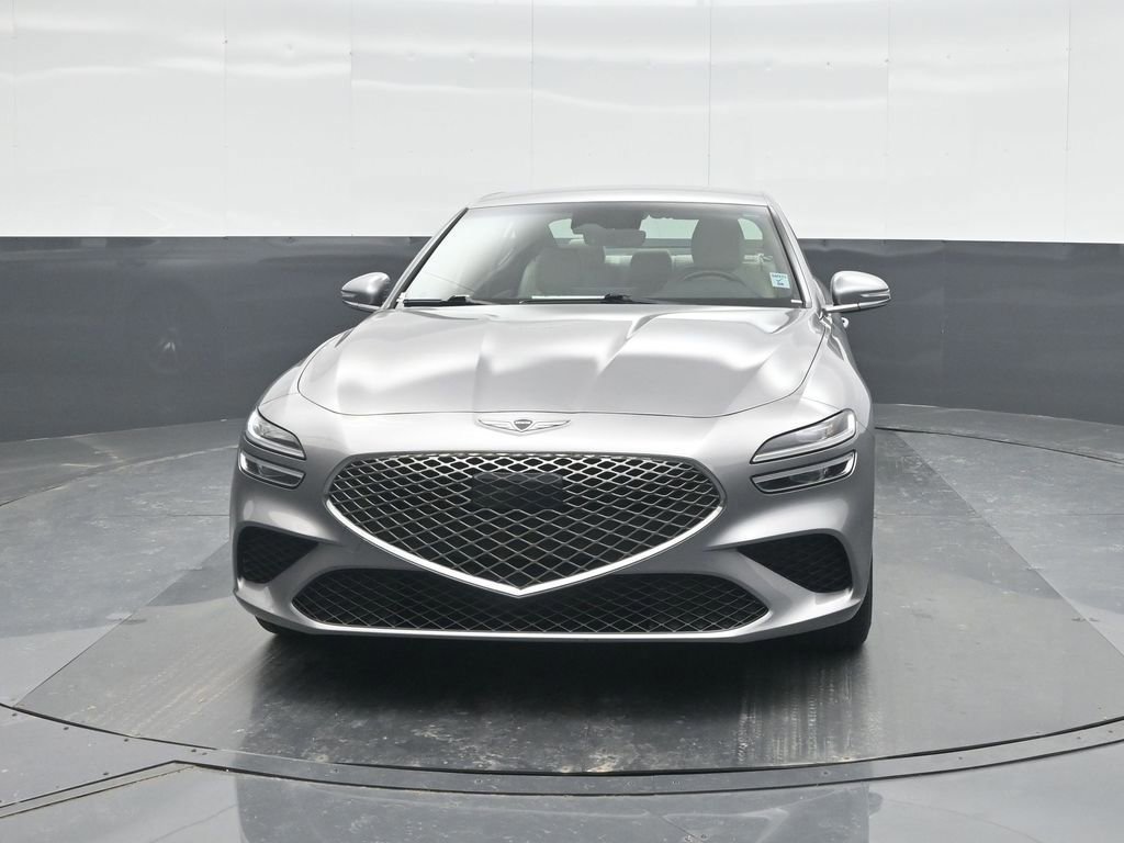Used 2025 Genesis G70 2.5T image 10