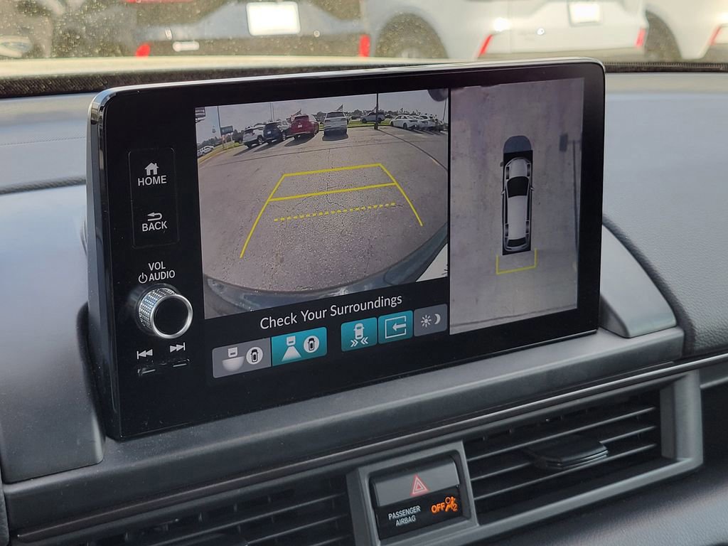 Used 2025 Honda Pilot TrailSport image 27