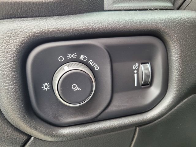 Used 2024 RAM 2500 Tradesman image 17