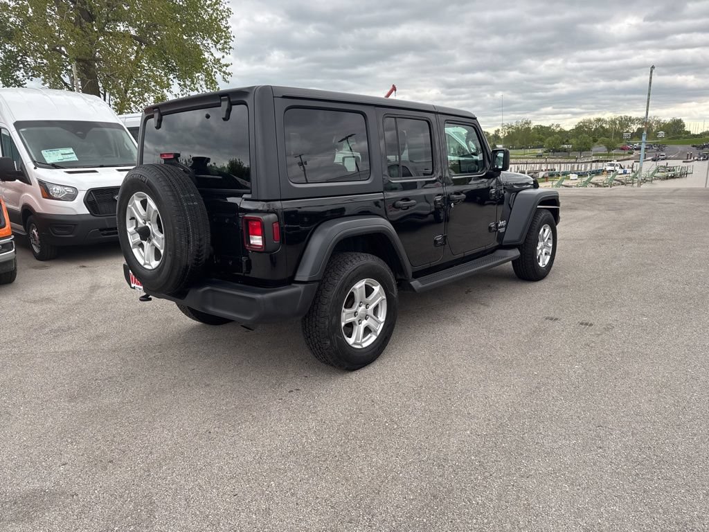 Used 2019 Jeep Wrangler Unlimited Sport S AWD/4WD image 7