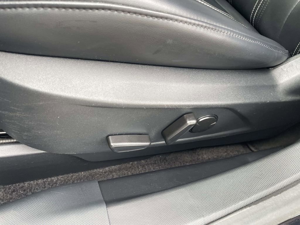 Certified 2022 Ford Mustang Mach-E Select image 22