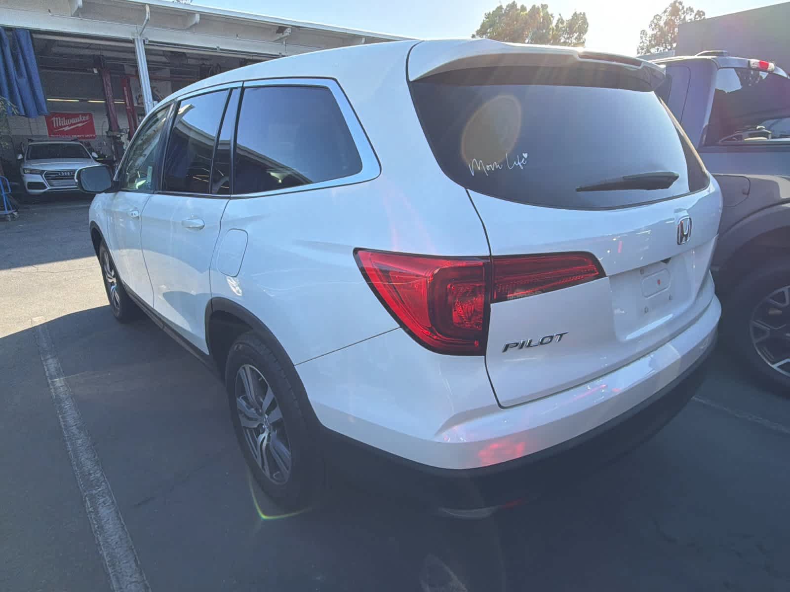 Used 2017 Honda Pilot EX-L image 6