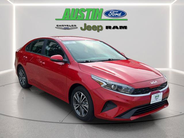 Used 2023 Kia Forte LXS w/ LXS Technology Package FWD image 7