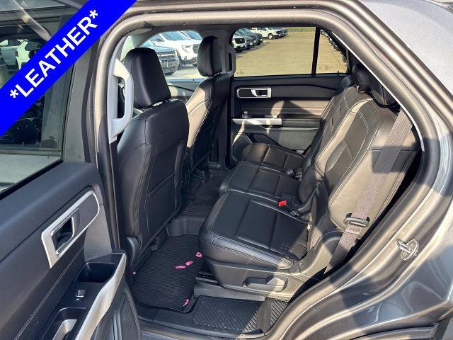 Certified 2023 Ford Explorer XLT w/ Equipment Group 202A AWD/4WD image 7
