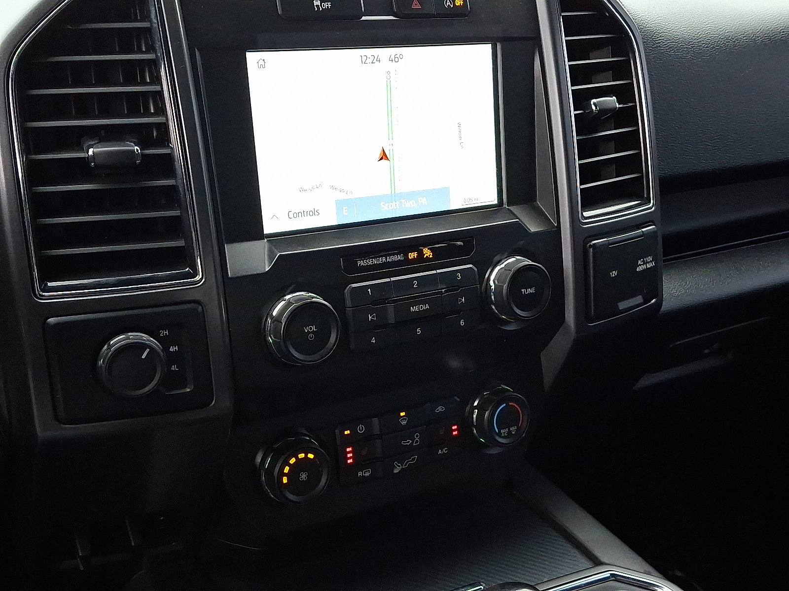 Certified 2019 Ford F150 XLT w/ Equipment Group 302A Luxury image 23