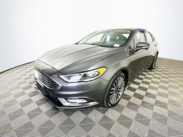 Certified 2017 Ford Fusion SE w/ Equipment Group 202A image 6