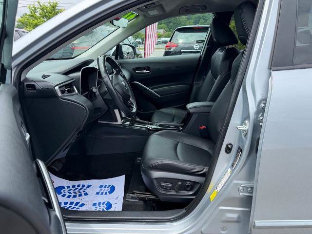 Used 2022 Toyota Corolla Cross XLE AWD/4WD image 15
