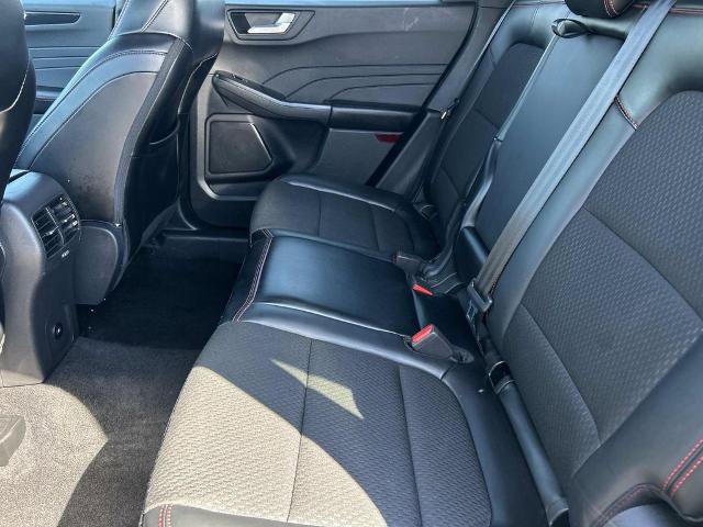 Certified 2025 Ford Escape ST-Line AWD/4WD image 18