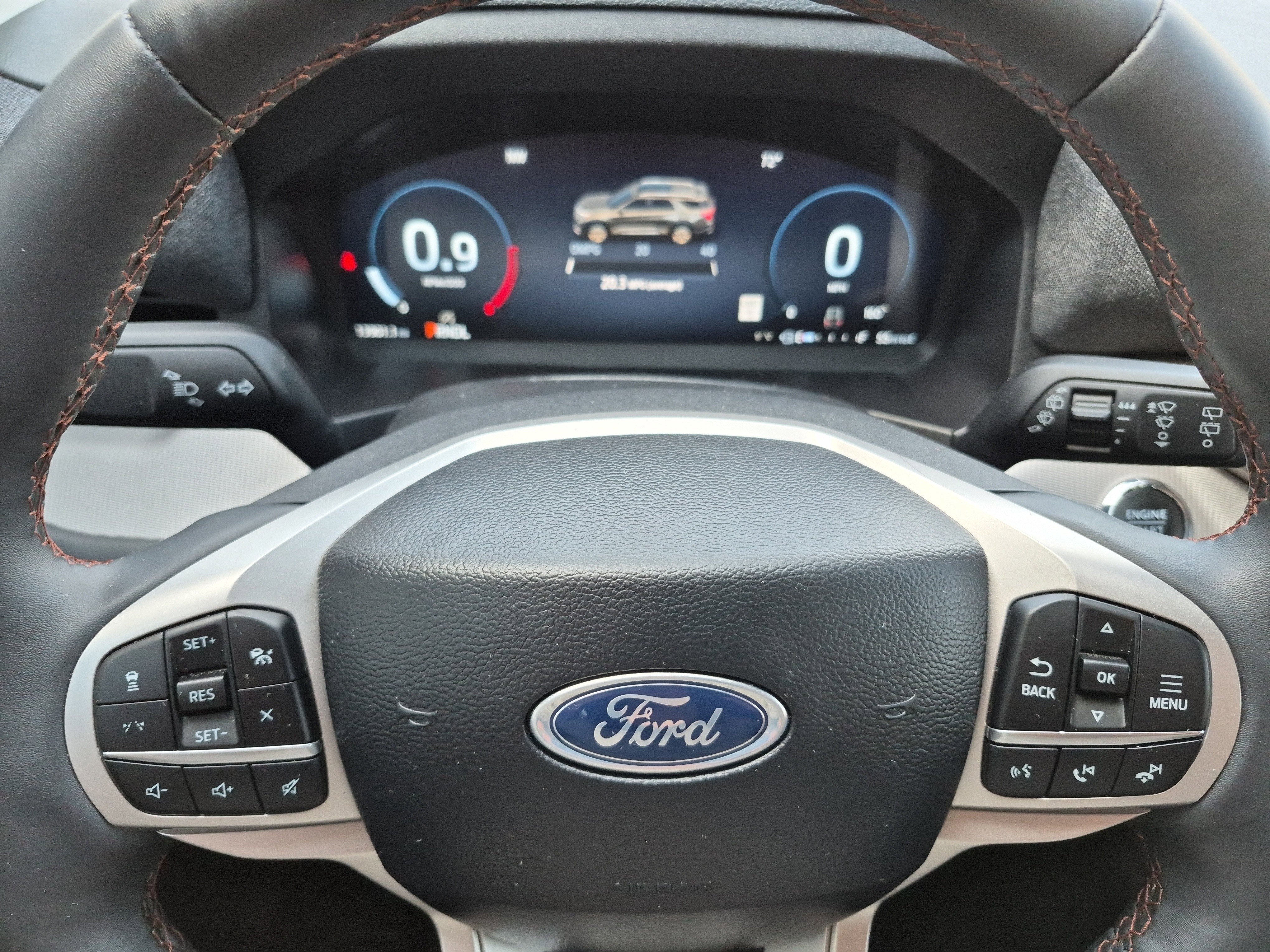 Certified 2025 Ford Explorer Active image 28