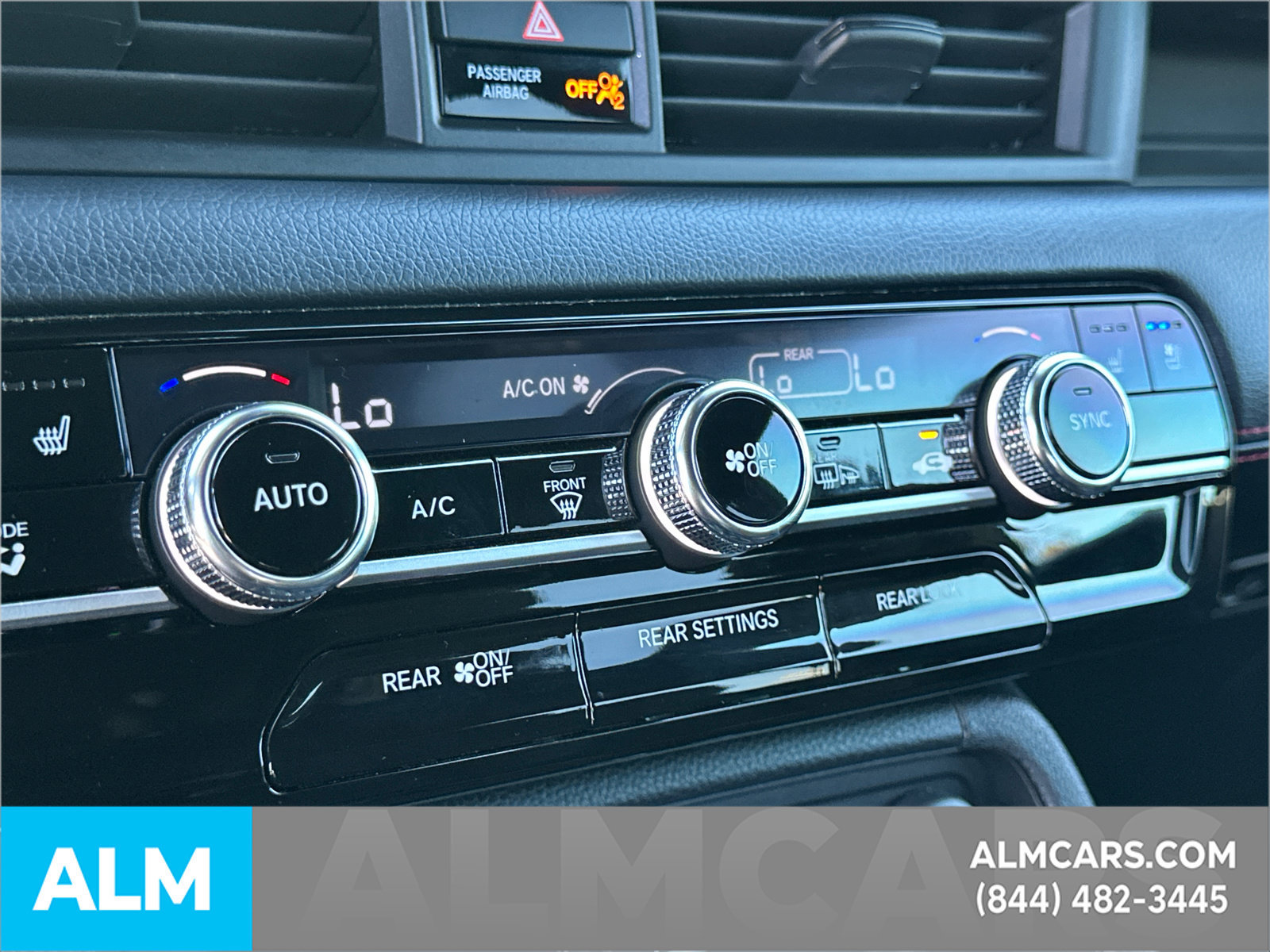 Used 2025 Honda Pilot Black Edition image 34