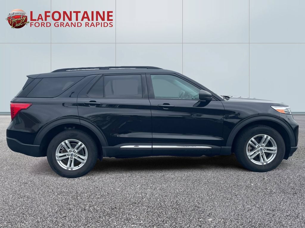 Certified 2023 Ford Explorer XLT AWD/4WD image 8