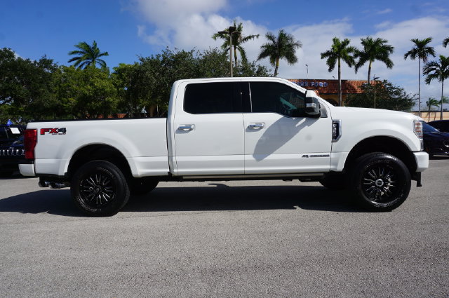 Certified 2022 Ford F350 Limited w/ FX4 Off-Road Package AWD/4WD image 16
