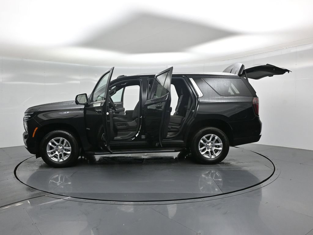 Used 2025 Chevrolet Tahoe LT image 35