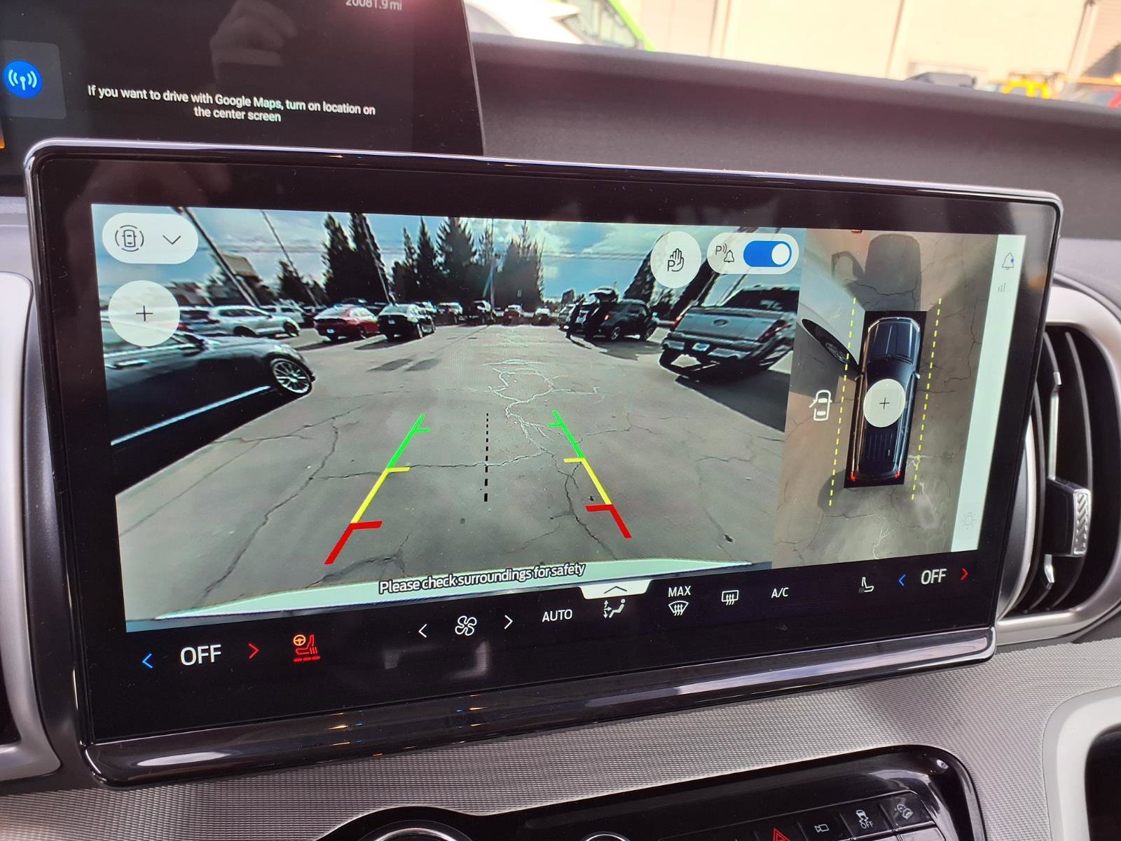 Certified 2025 Ford Expedition Active image 18