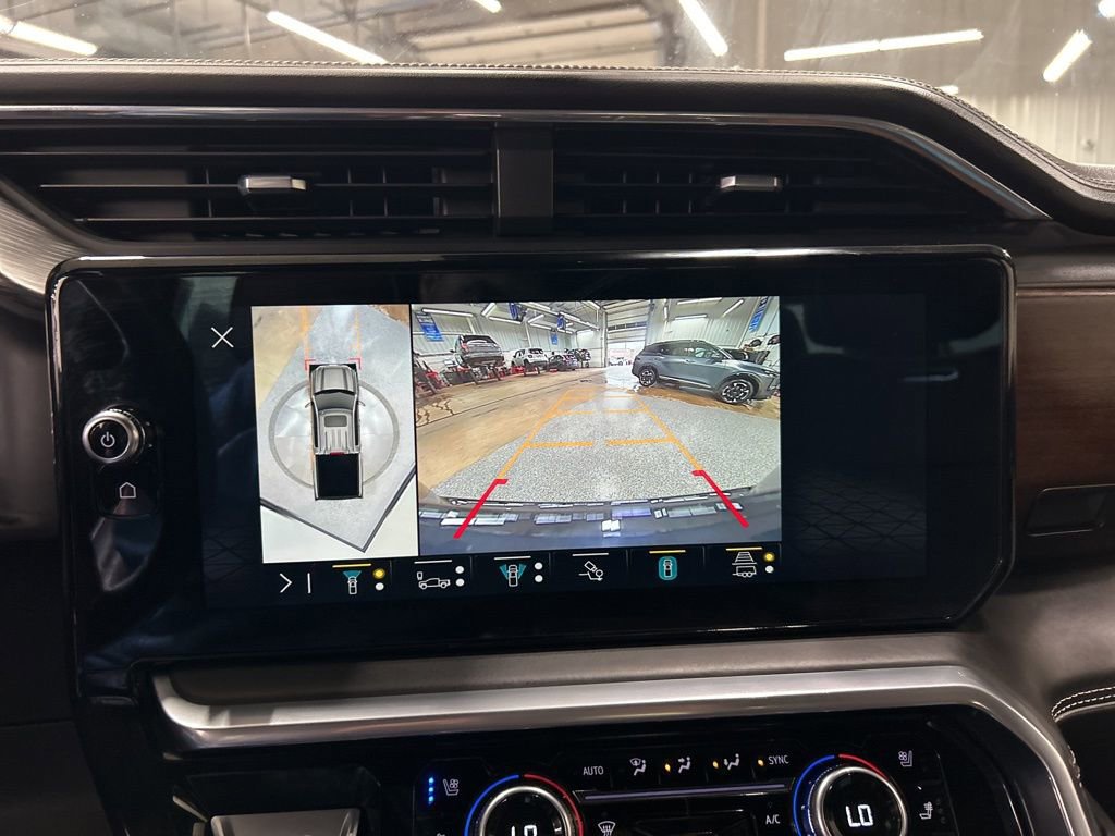 Used 2022 GMC Sierra 1500 Denali Ultimate AWD/4WD image 25