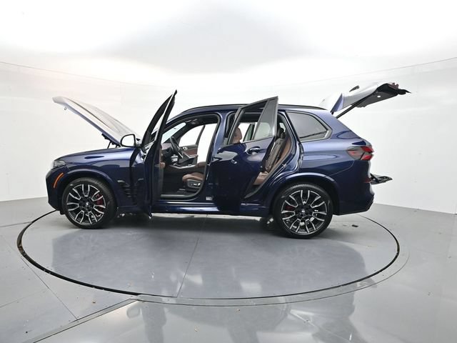 Used 2025 BMW X5 xDrive40i w/ M Sport Package AWD/4WD image 56