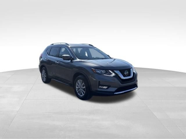 Used 2018 Nissan Rogue SV w/ Premium Package image 6
