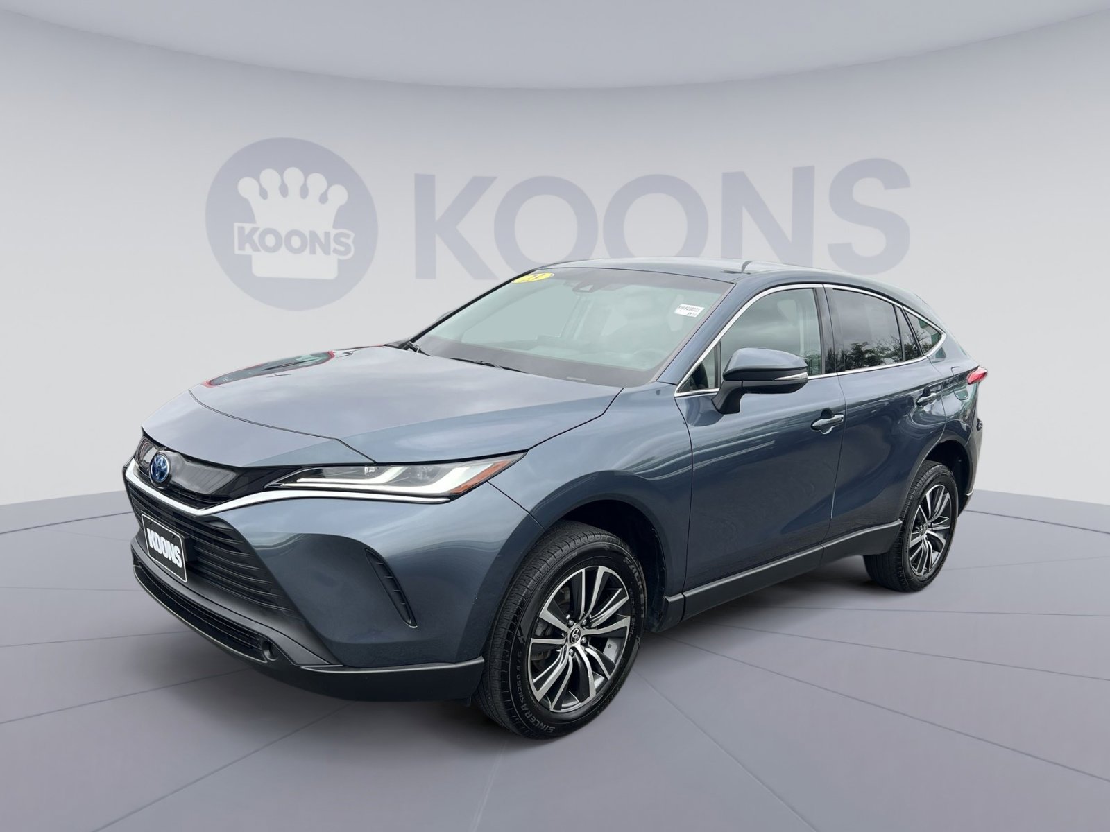 Used 2023 Toyota Venza LE