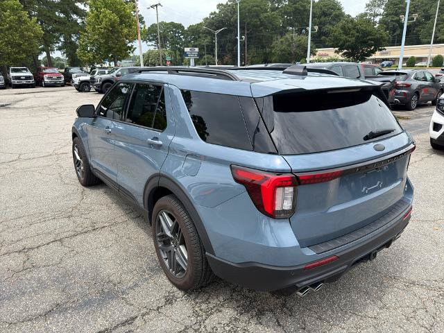 Certified 2025 Ford Explorer ST w/ Sun And Sound Package AWD/4WD image 7