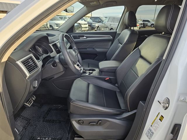 Used 2021 Volkswagen Atlas SE image 12