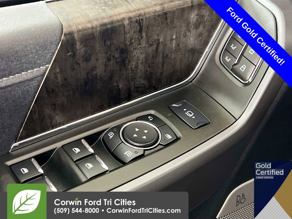 Certified 2025 Ford F250 Lariat w/ Lariat Ultimate Package image 12