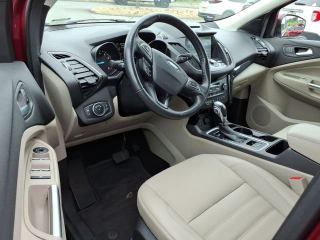 Certified 2018 Ford Escape Titanium AWD/4WD image 19