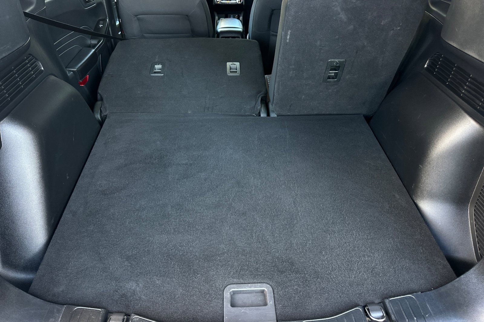 Certified 2022 Ford Escape SE w/ SE Sport Appearance Package image 14